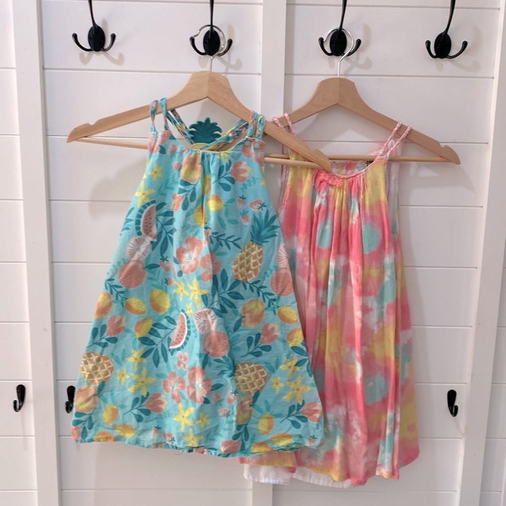 Lot of two fun and adorable girls 6 summer dresses